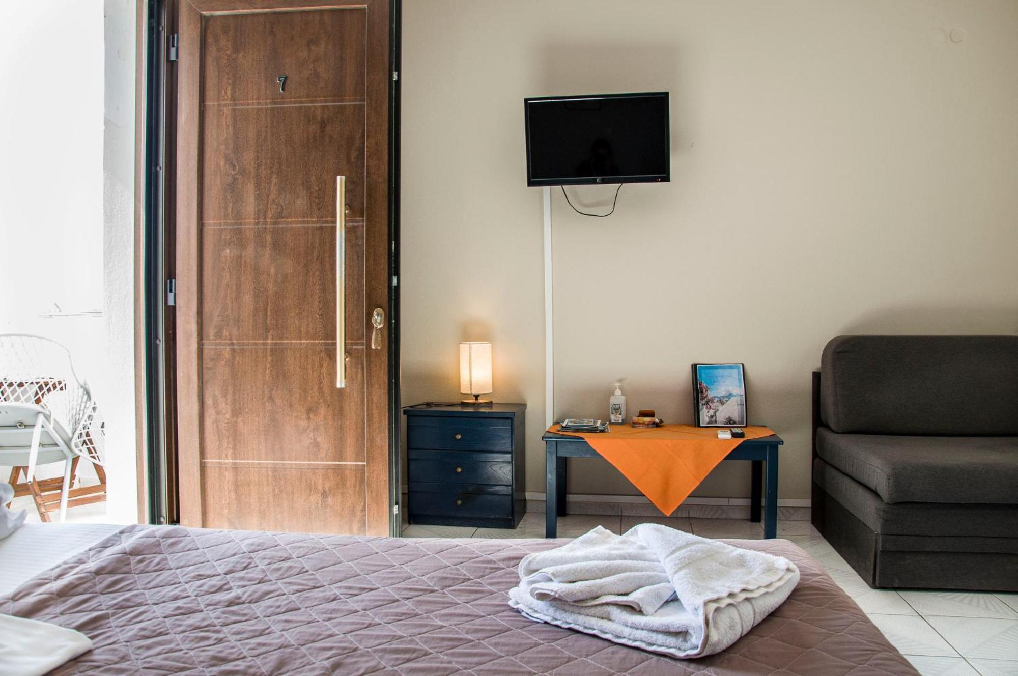 Christina Rooms Adámas Extérieur photo